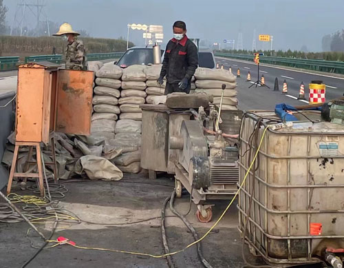 巴里坤高速公路高压注浆